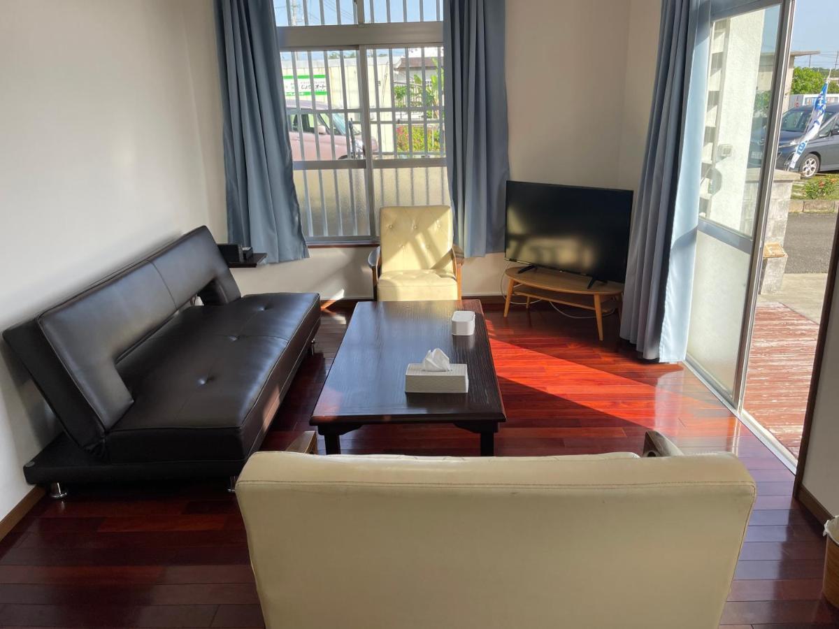 一棟貸しの宿 民宿せいじん家 Miyakojima  Exterior photo