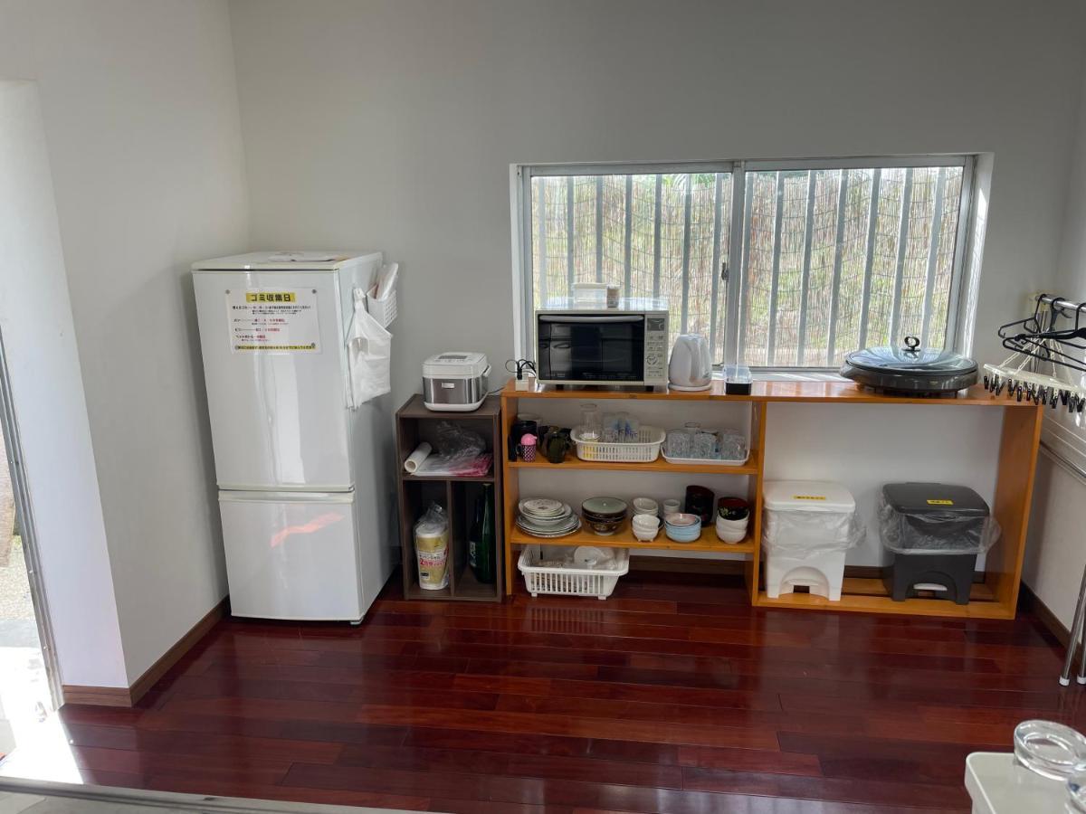 一棟貸しの宿 民宿せいじん家 Miyakojima  Exterior photo